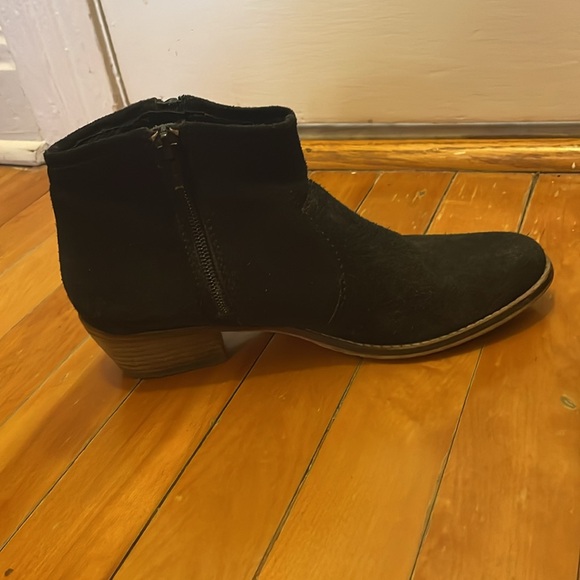 Steve Madden black suede cowboy booties 🤠 - Picture 8 of 11